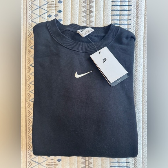 Nike Sportswear Phoenix Fleece- Women's Over-Oversized Crew-Neck Sweatshirt - Picture 3 of 5